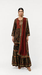 Noir Print Sharara Set